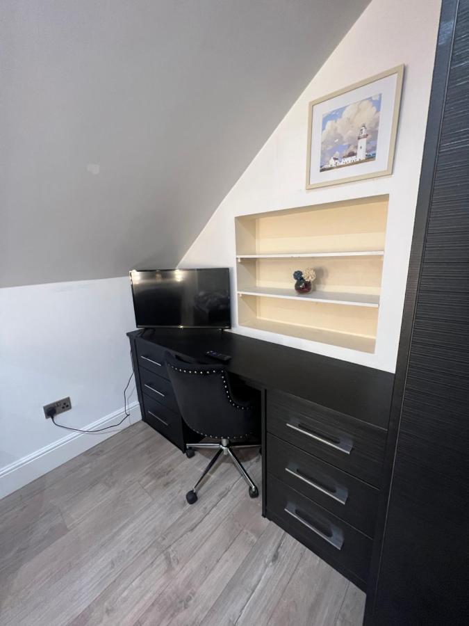 Luxury Double Room W/ Private Bathroom EDI Eksteriør billede